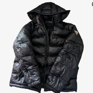 Guess puffer jacket (like new)